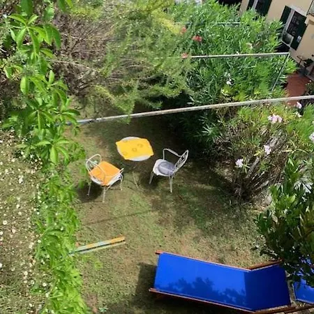 La Felice Casa Di Nonno Battistino אפריקלה