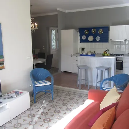 La Felice Casa Di Nonno Battistino דירה